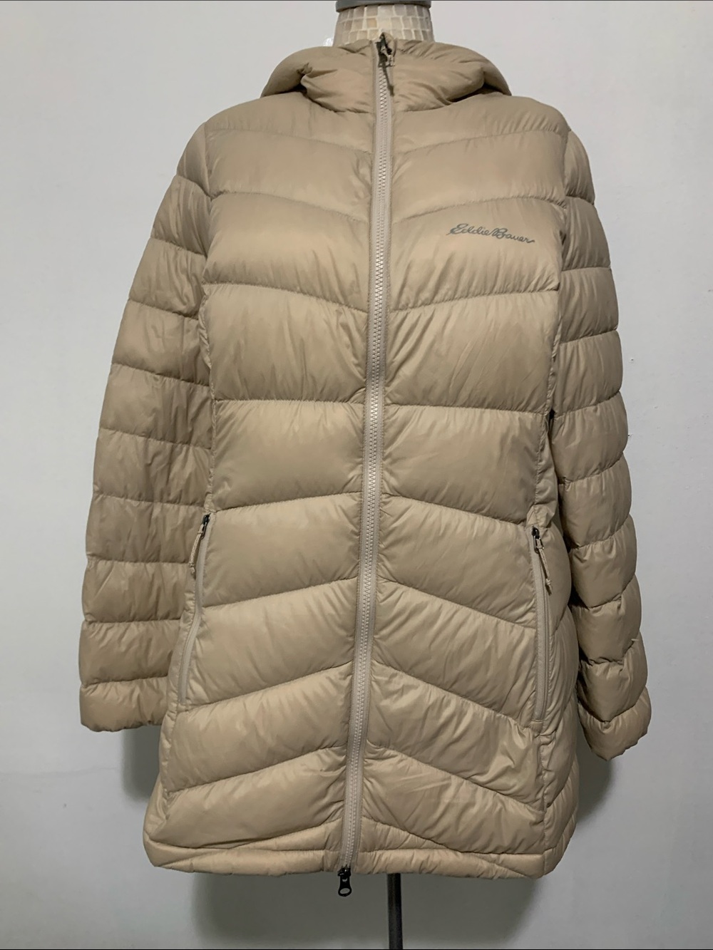 Eddie Bauer Women's Chevron Hooded Down Parka Jacket